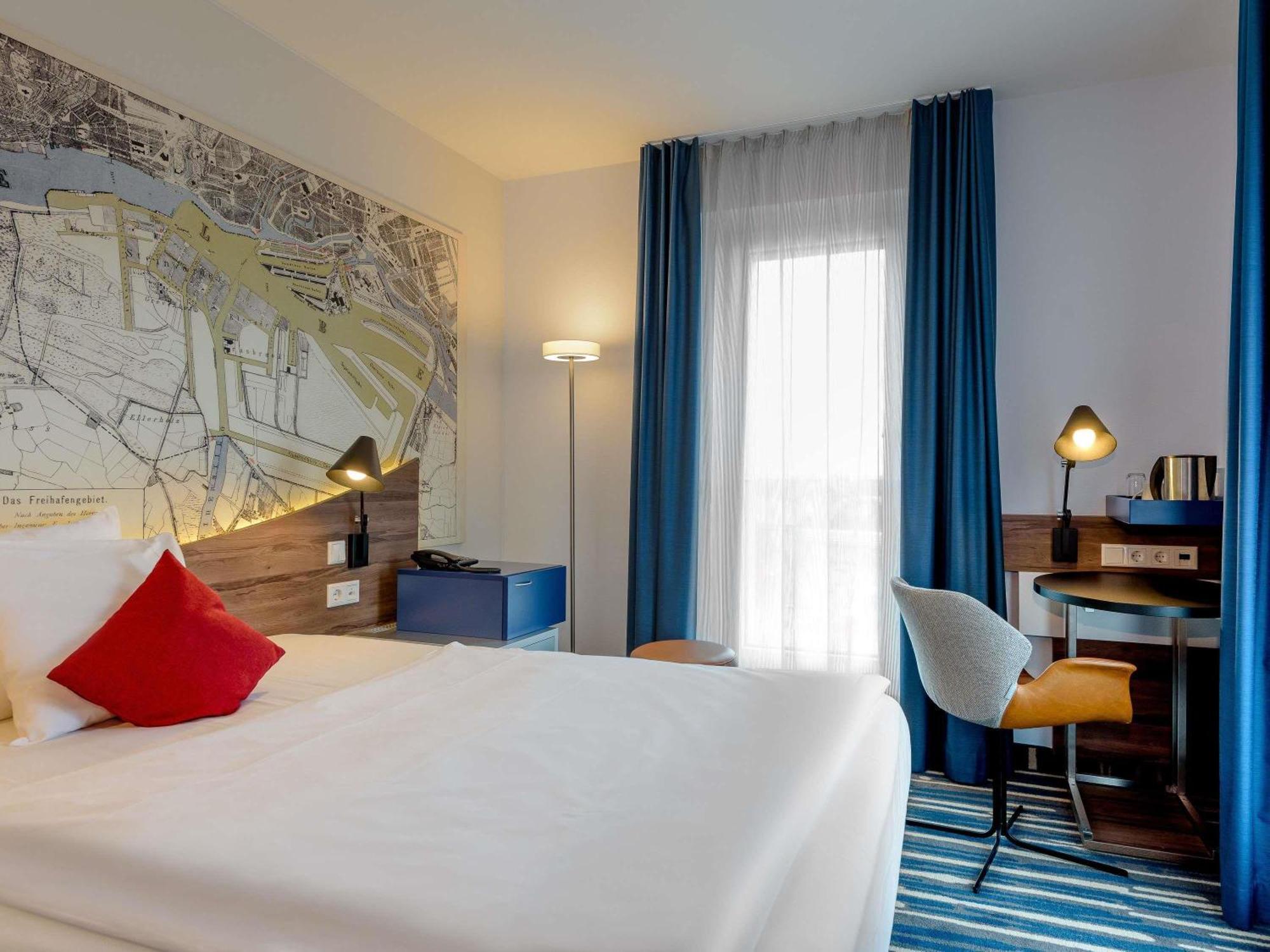 Mercure Mitte Hotel 4*